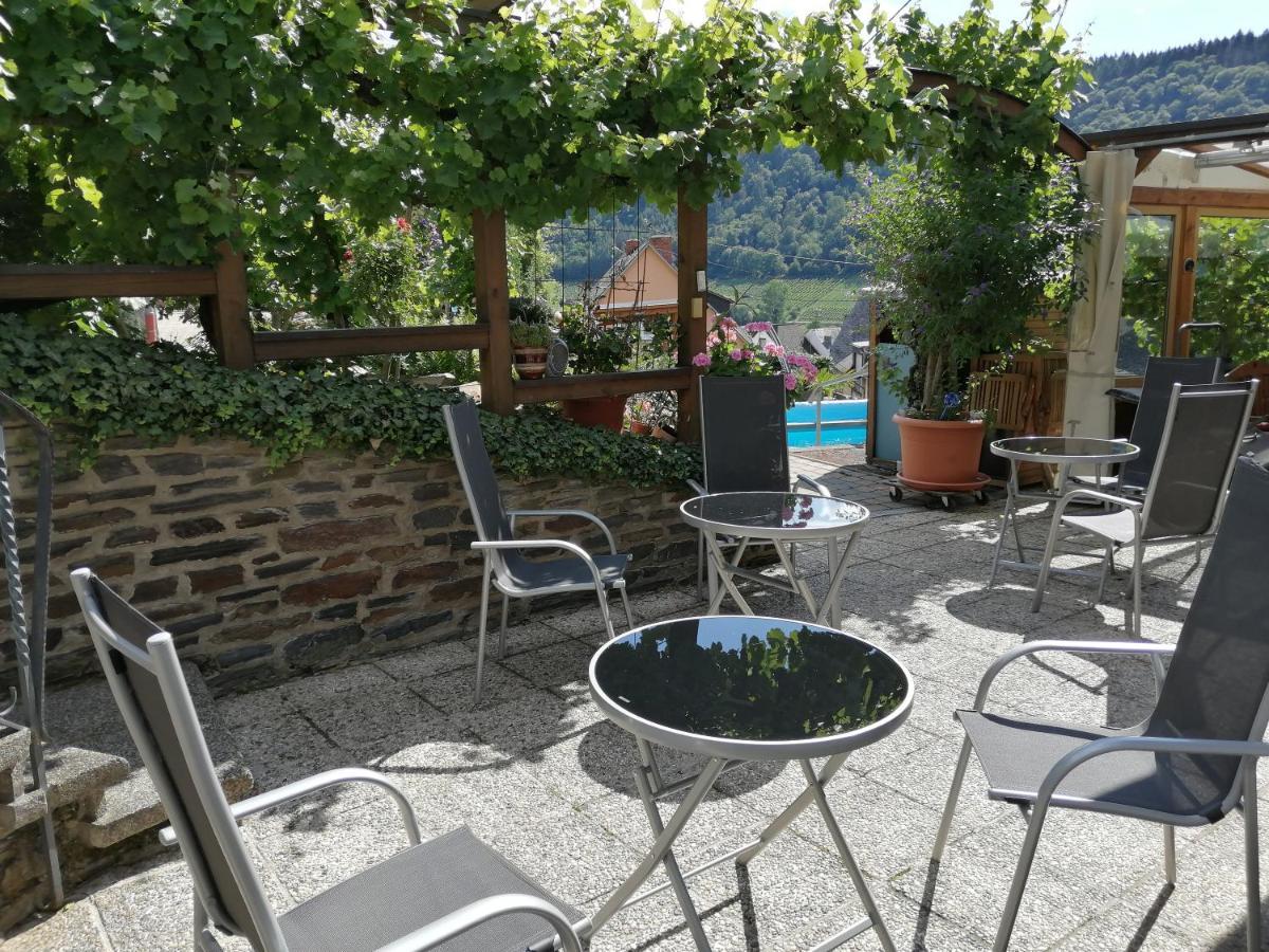 Weingut Stiftshof Hotel Енкирх Екстериор снимка